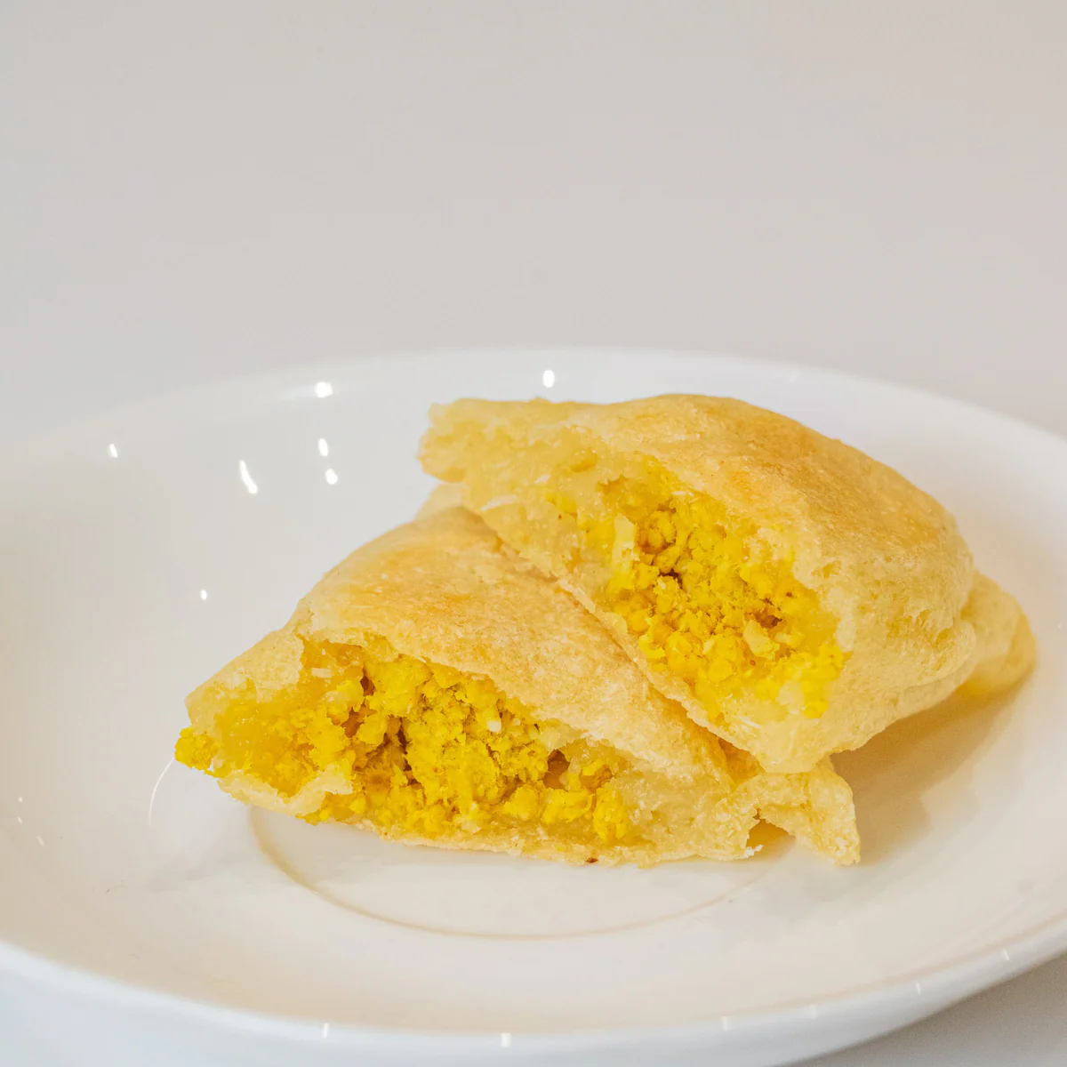 BITES Empanadas de Yuca GF Pollo de Pastoreo